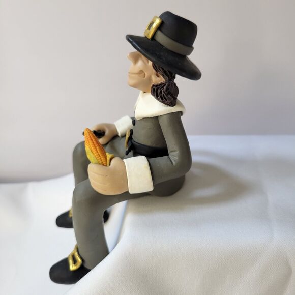 Set 2 D Manning Thanksgiving Shelf Sitter Pilgrims Man Woman Rifle Clay Figures - Picture 14 of 14